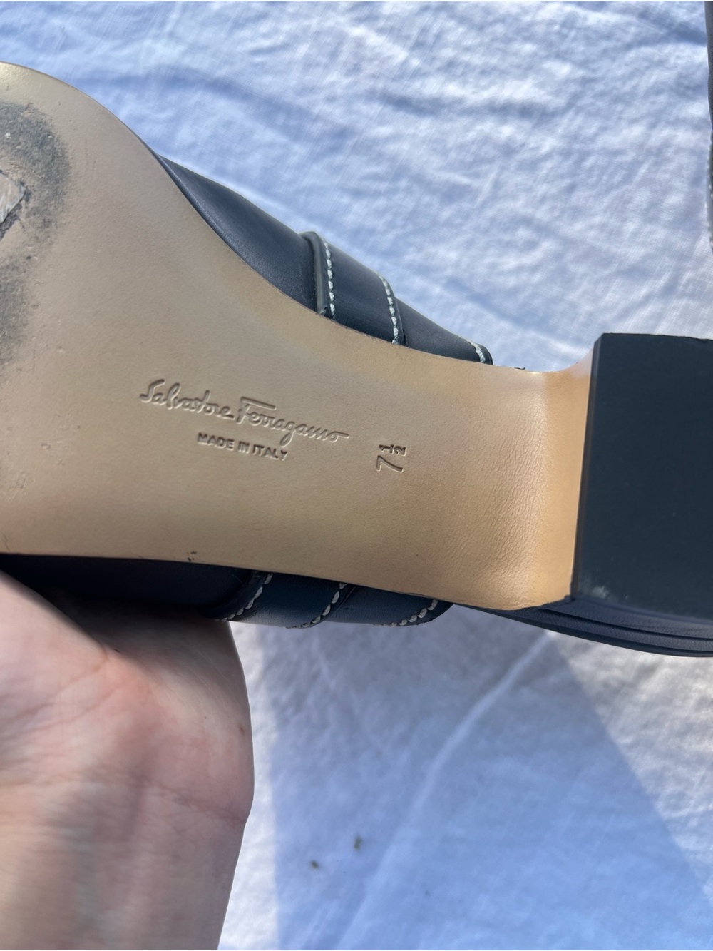 salvatore ferragamo phobos gancini mules - Picture 5 of 12